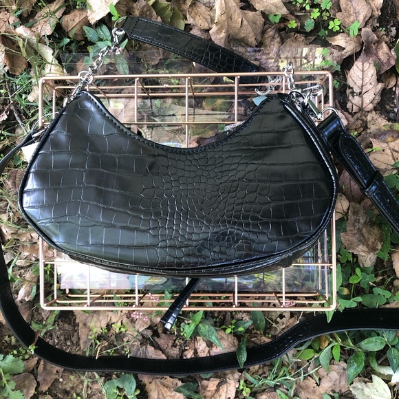 NWT Aldo Crossbody and Hand Bag 💼 Black - Picture 5 of 10